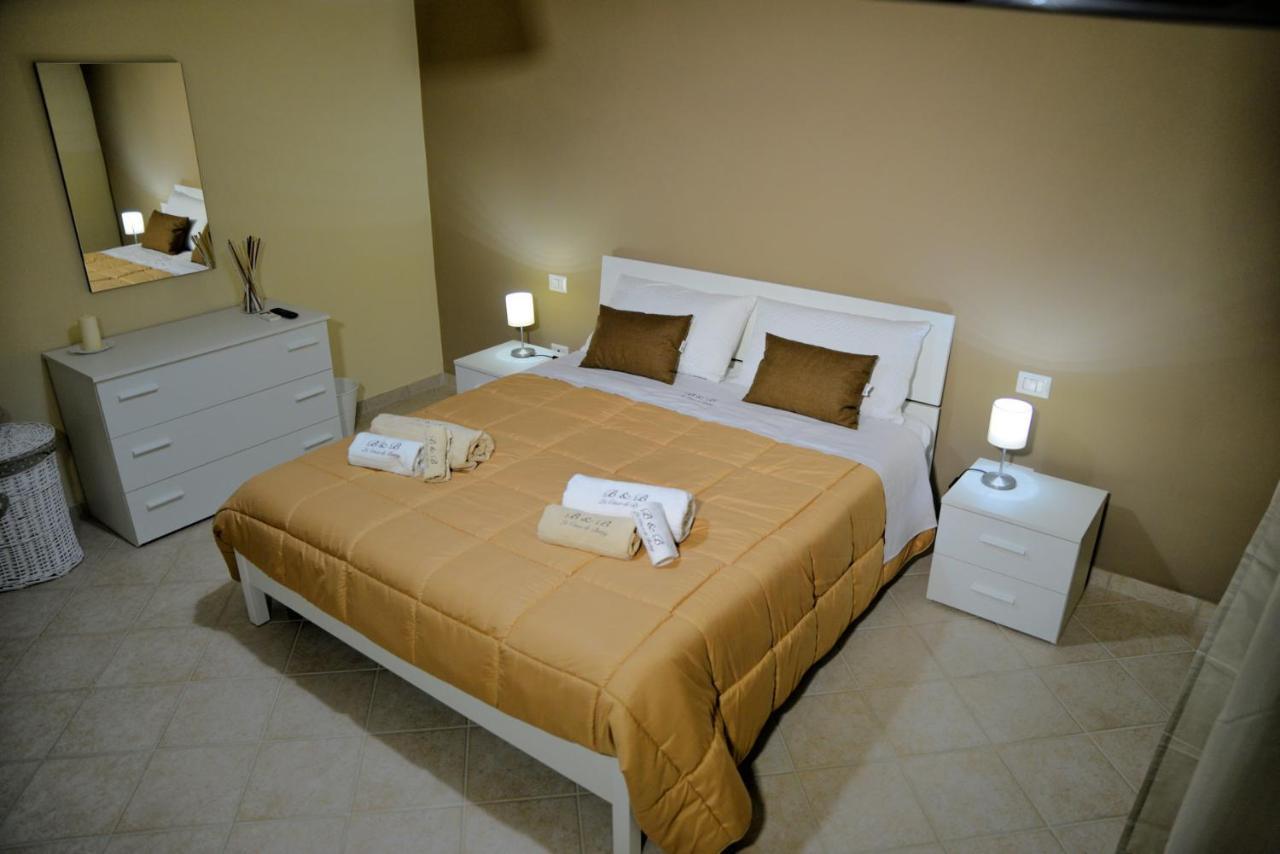 B&B La Casa Di Betty Albanella ภายนอก รูปภาพ